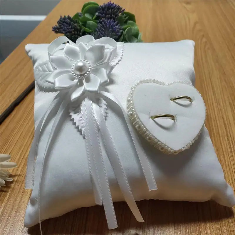 Wedding Ring Pillow European Romantic Bridal Wedding Ring Holder Pillow Heart Handmade Ribbon Cushion Decor for Wedding Ceremony