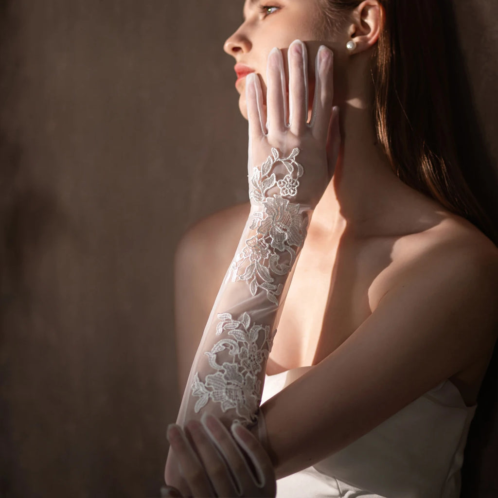 WG096 Elegant Wedding Bridal Gloves Long White Tulle Lace Appliqued Brides Bridesmaid Women Pageant Perform Prom Gloves